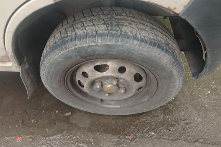 Used CHANGAN KAICHENG Star 2 2012 1.0L Base Version JL466Q9 Right Front Wheel Hub
