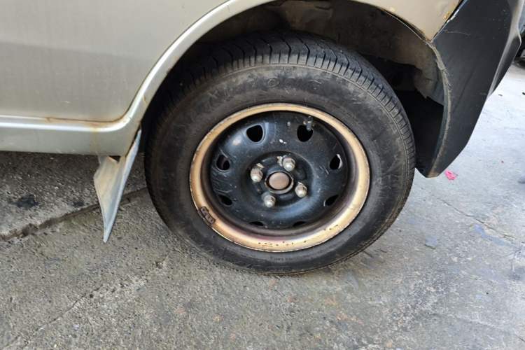 Used CHANGAN KAICHENG Star 2 2012 1.0L Base Version JL466Q9 Right Front Wheel Hub