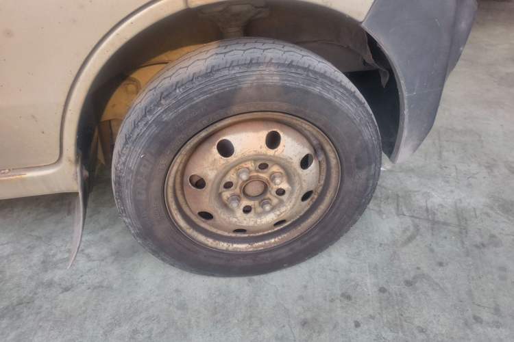 Used CHANGAN KAICHENG Star 2 2012 1.0L Base Version JL466Q9 Right Front Wheel Hub