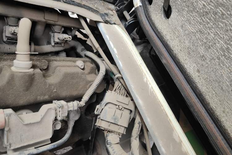 Used CHANGAN KAICHENG Star 2 2012 1.0L Value Edition JL465QH Engine Bay Left