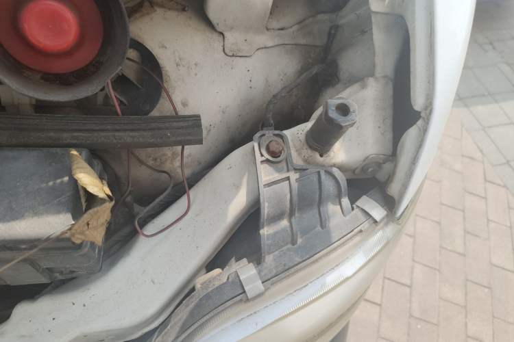 Used CHANGAN KAICHENG Star 2 2012 1.0L CNG Value Edition JL466QG Engine Bay Left