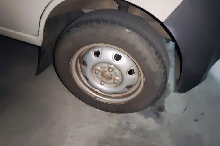 Used CHANGAN KAICHENG Star 2 2012 1.0L Base Version JL466Q9 Right Front Wheel Hub