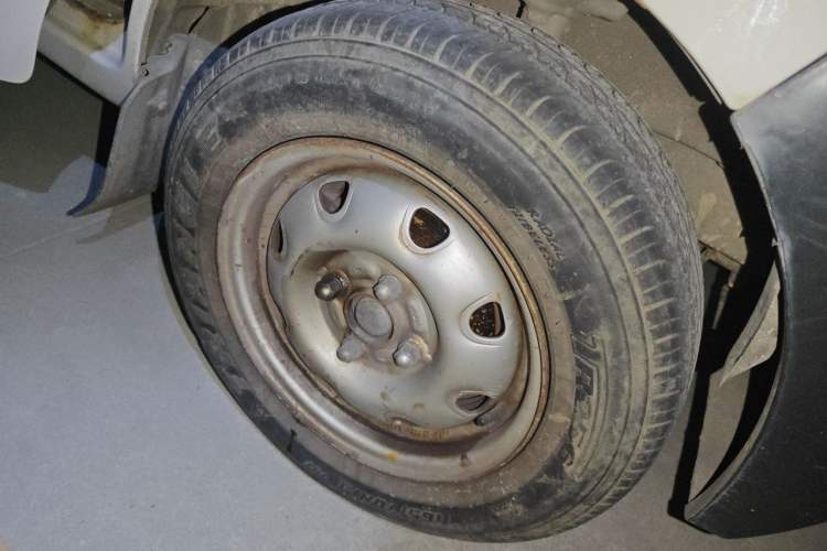 Used CHANGAN KAICHENG Star 2 2012 1.0L Base Version JL466Q9 Right Front Wheel Hub