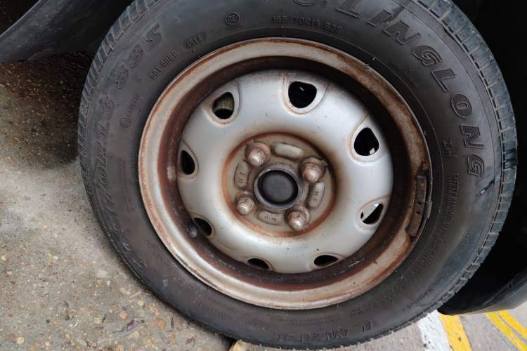 Used CHANGAN KAICHENG Star 2 2012 1.0L Base Version JL466Q9 Right Front Wheel Hub