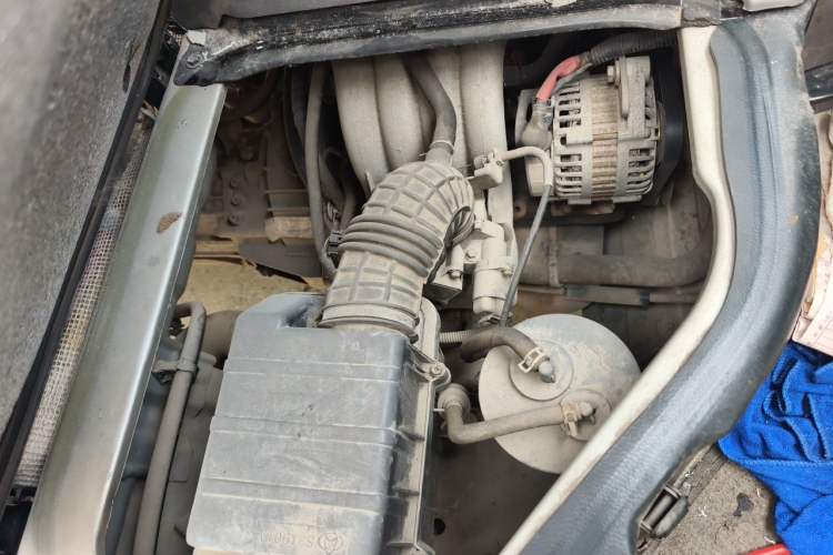 Used CHANGAN KAICHENG Star 2 2012 1.0L Value Edition JL465QH Engine Bay Left