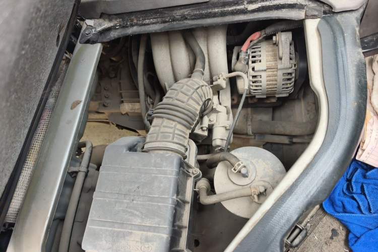 Used CHANGAN KAICHENG Star 2 2012 1.0L Value Edition JL465QH Engine Bay Right