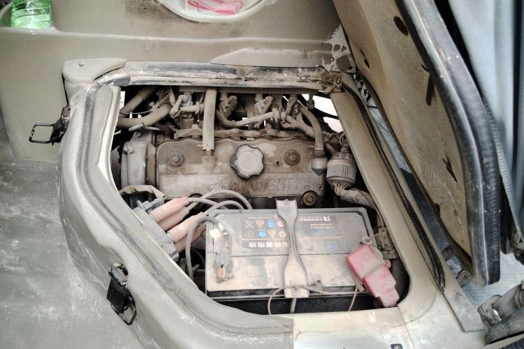 Used CHANGAN KAICHENG Star 2009 1.0L-SC6363B4-JL465Q Engine Bay