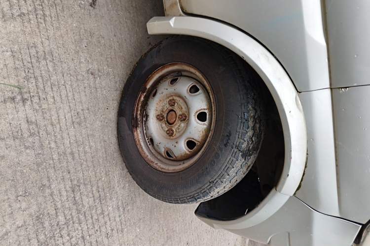 Used CHANGAN KAICHENG Star 2009 1.0L-SC6363B4-JL465Q Right Front Wheel Hub
