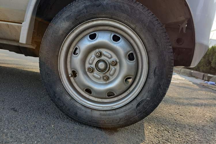 Used CHANGAN KAICHENG Star 2009 1.0L-SC6363BV4-JL466Q Right Front Wheel Hub