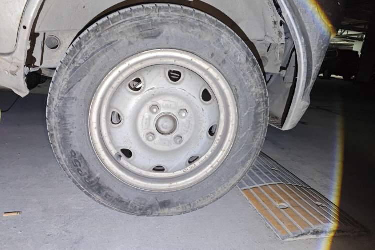 Used CHANGAN KAICHENG Star 2009 1.0L-SC6363B4-JL465Q Right Front Wheel Hub