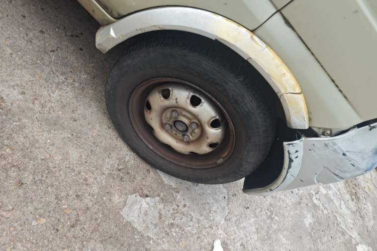 Used CHANGAN KAICHENG Star 2009 1.0L-SC6378A3S-JL465Q Right Front Wheel Hub