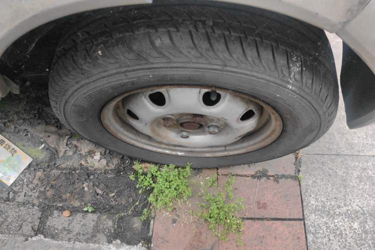 Used CHANGAN KAICHENG Star 2009 1.0L-SC6363B-JL465Q Right Front Wheel Hub