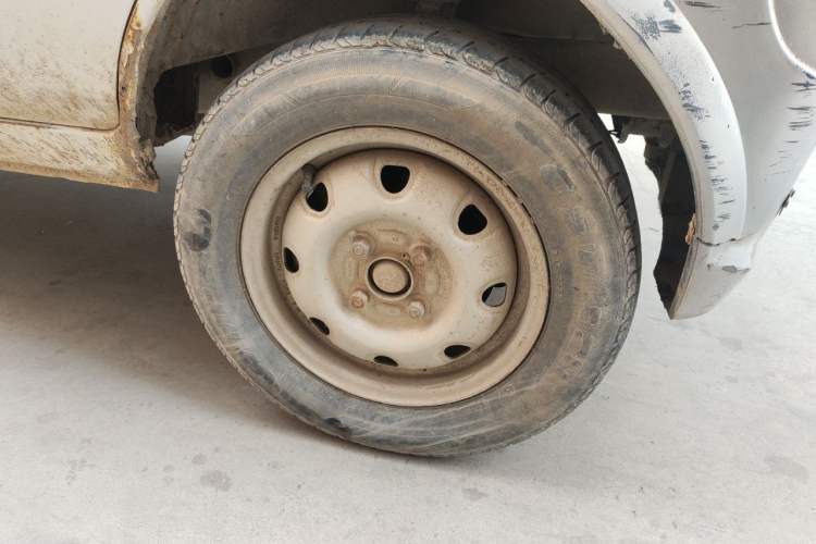Used CHANGAN KAICHENG Star 2009 1.0L-SC6363B4-JL465Q Right Front Wheel Hub