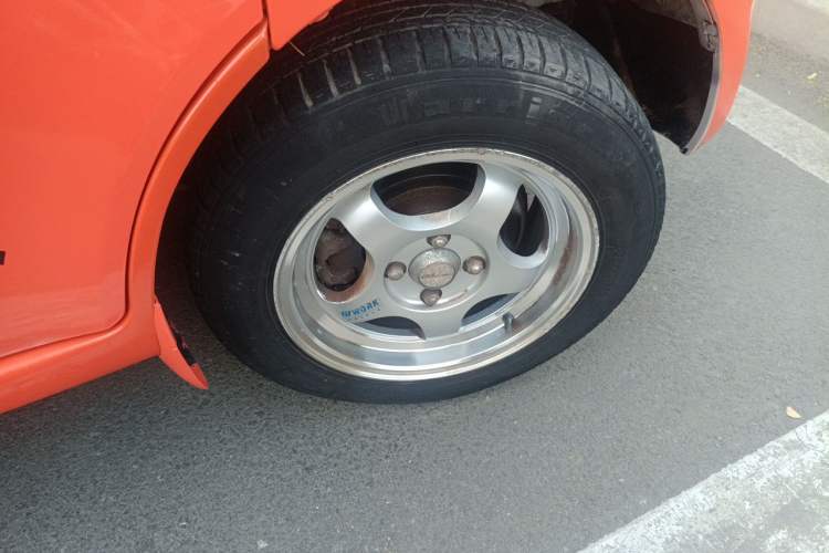 Used CHANGAN KAICHENG Star 2013 1.2L New Changan Star Basic Version Right Front Wheel Hub