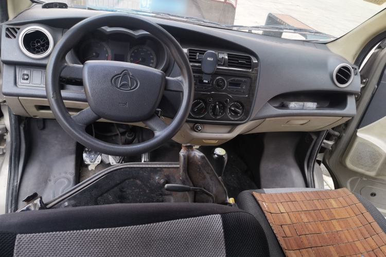 Used CHANGAN KAICHENG Star 2013 1.2L New Changan Star Standard Model Center Console