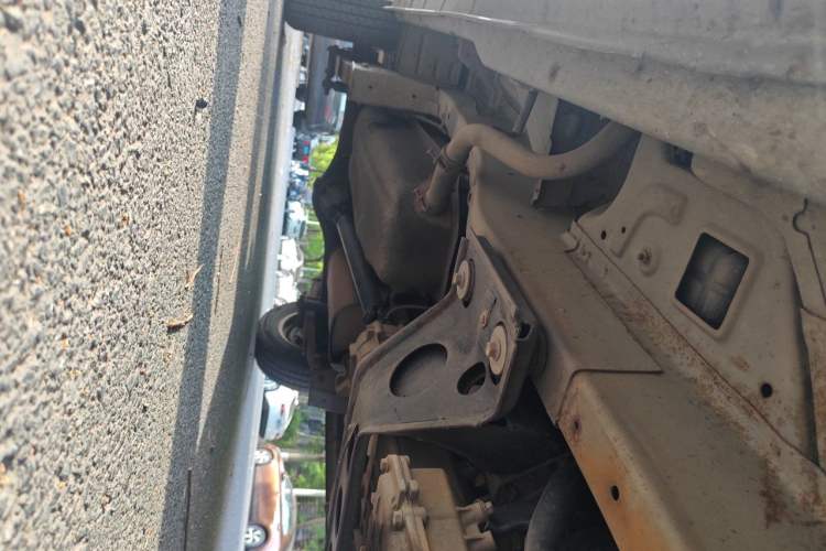 Used CHANGAN KAICHENG Star 2013 1.2L New Changan Star Standard Model Chassis Front Right