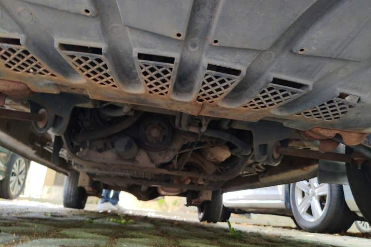 Used CHANGAN KAICHENG Star 2013 1.2L New Changan Star Basic Version Chassis Front