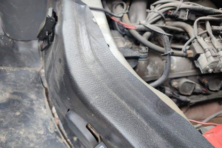 Used CHANGAN KAICHENG Star 2013 1.2L New Changan Star CNG Base Model JL473QE Engine Bay Right