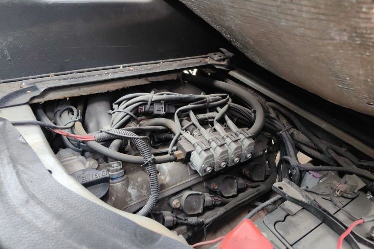 Used CHANGAN KAICHENG Star 2013 1.2L New Changan Star CNG Base Model JL473QE Engine Bay