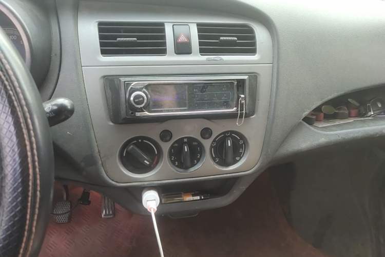 Used CHANGAN KAICHENG Star 2013 1.2L New Changan Star Basic Version Audio And AC Panel
