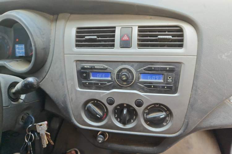 Used CHANGAN KAICHENG Star 2013 1.2L New Changan Star CNG Base Model JL473QE Audio And AC Panel