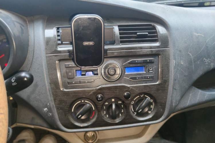 Used CHANGAN KAICHENG Star 2013 1.2L New Changan Star Basic Version Audio And AC Panel