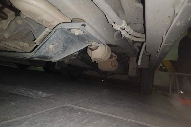 Used CHANGAN KAICHENG Star 2013 1.2L New Changan Star Basic Version Chassis Front Left