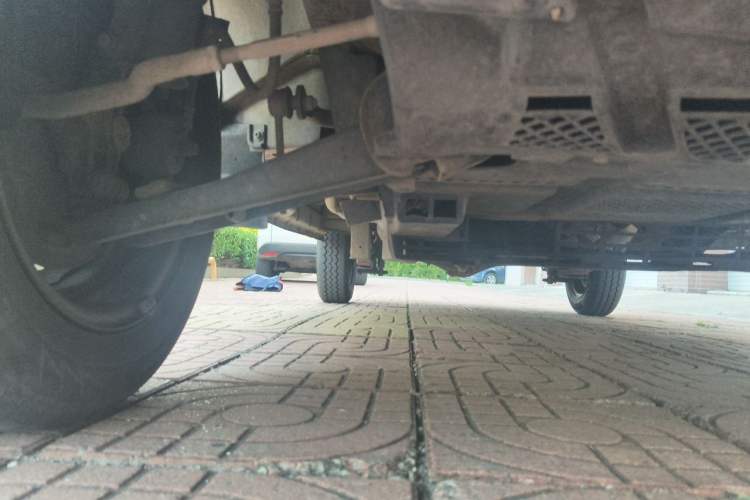 Used CHANGAN KAICHENG Star 2013 1.2L New Changan Star Basic Version Chassis Front Right