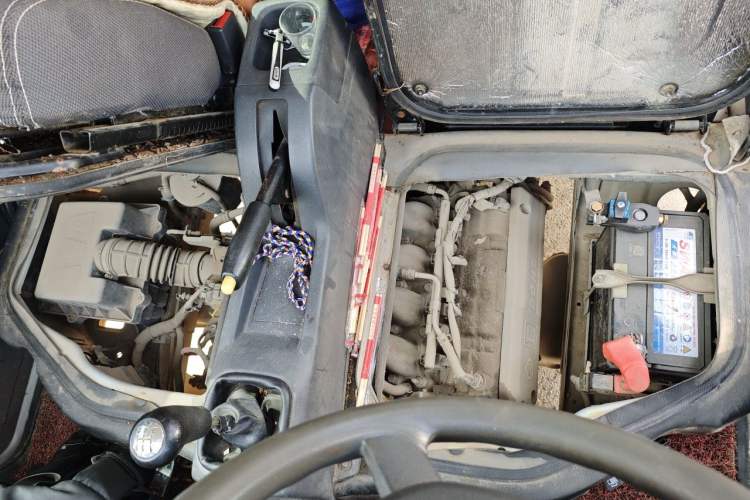 Used CHANGAN KAICHENG Star 2013 1.2L New Changan Star Basic Version Engine Bay