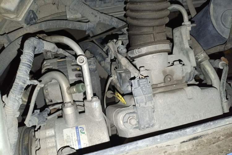 Used CHANGAN KAICHENG Star 2013 1.2L New Changan Star Basic Version Engine Bay Left