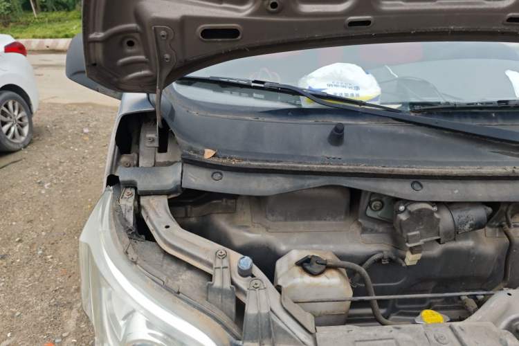 Used CHANGAN KAICHENG Star 2013 1.2L New Changan Star Basic Version Engine Bay Right