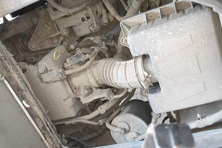 Used CHANGAN KAICHENG Star 2013 1.2L New Changan Star Basic Version Engine Bay Right