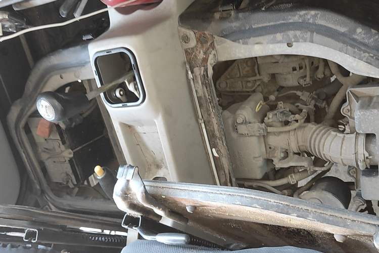 Used CHANGAN KAICHENG Star 2013 1.2L New Changan Star Basic Version Engine Bay