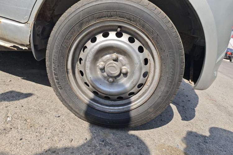 Used CHANGAN KAICHENG Star 2013 1.2L New Changan Star Basic Version Right Front Wheel Hub