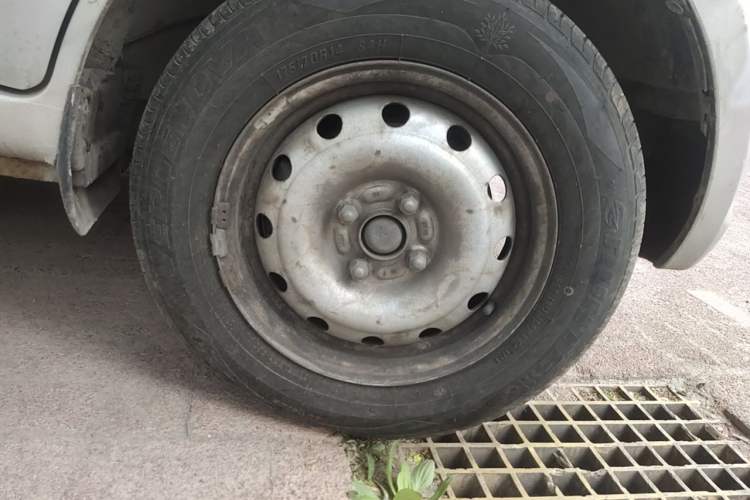 Used CHANGAN KAICHENG Star 2013 1.2L New Changan Star Basic Version Right Front Wheel Hub