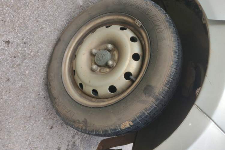 Used CHANGAN KAICHENG Star 2013 1.2L New Changan Star Basic Version Right Front Wheel Hub