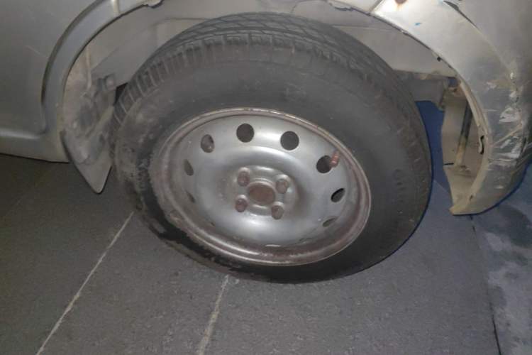 Used CHANGAN KAICHENG Star 2013 1.2L New Changan Star Basic Version Right Front Wheel Hub