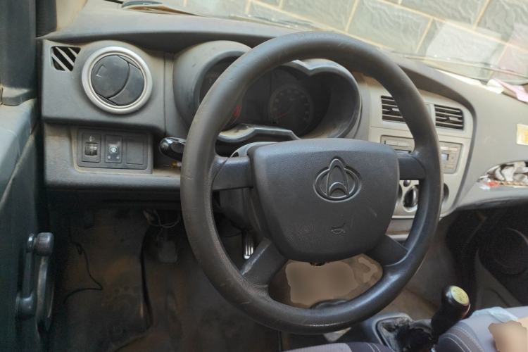 Used CHANGAN KAICHENG Star 2013 1.2L New Changan Star CNG Base Model JL473QE Steering Wheel