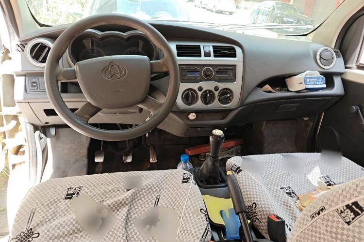Used CHANGAN KAICHENG Star 2013 1.2L New Changan Star Standard Model Center Console