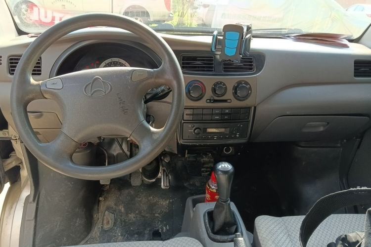 Used CHANGAN KAICHENG Star 3 2015 1.0L Base Version with Air Conditioning C10 Center Console