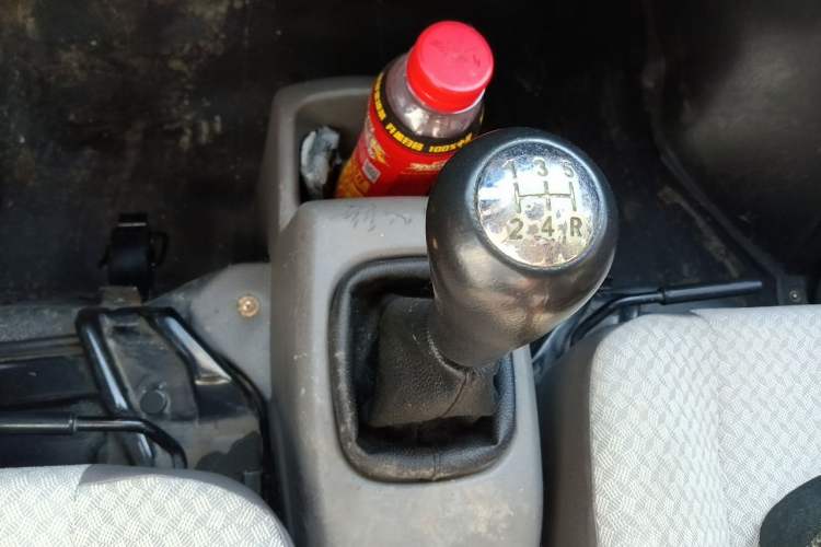 Used CHANGAN KAICHENG Star 3 2015 1.0L Base Version with Air Conditioning C10 Gear Lever
