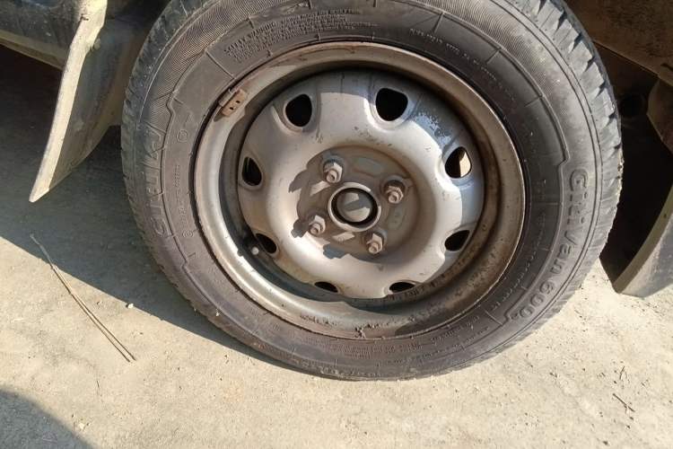 Used CHANGAN KAICHENG Star 3 2015 1.0L Base Version with Air Conditioning C10 Right Front Wheel Hub