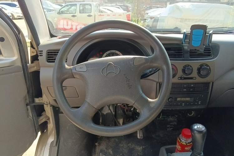 Used CHANGAN KAICHENG Star 3 2015 1.0L Base Version with Air Conditioning C10 Steering Wheel