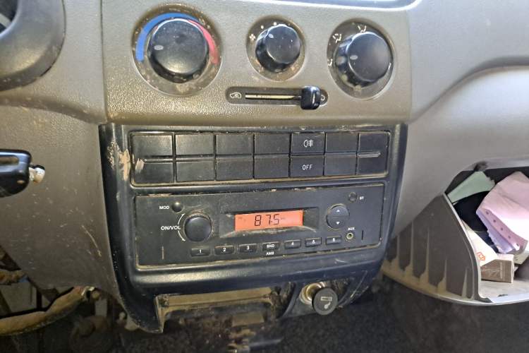 Used CHANGAN KAICHENG Star 3 2015 1.0L Value Edition Non-Air-Conditioned C10 Audio And AC Panel