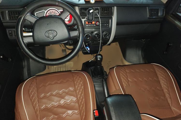 Used CHANGAN KAICHENG Star 3 2015 1.2L Base Model Air-Conditioned EA12V Center Console