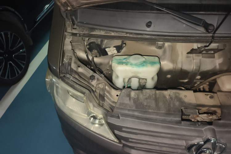 Used CHANGAN KAICHENG Star 3 2015 1.0L Base Model Non-Air-Conditioned C10 Engine Bay Right