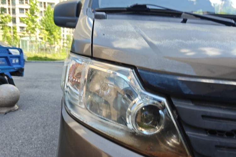 Used CHANGAN KAICHENG Star 3 2015 1.0L Value Edition Non-Air-Conditioned C10 Right Front Headlight