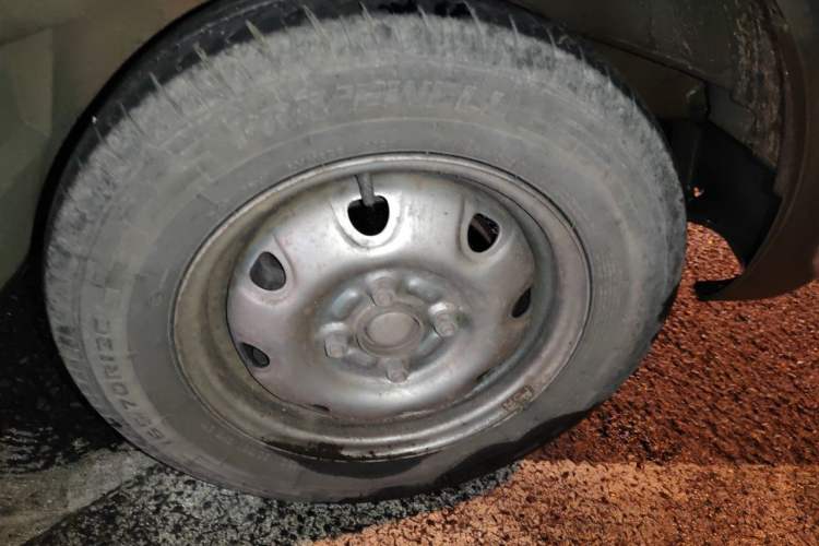 Used CHANGAN KAICHENG Star 3 2015 1.2L Base Model Non-Air-Conditioned EA12V Right Front Wheel Hub