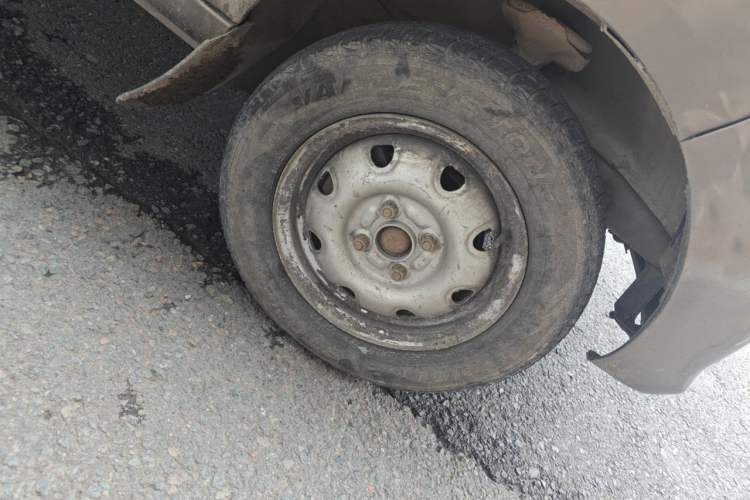 Used CHANGAN KAICHENG Star 3 2015 1.2L Base Model Non-Air-Conditioned EA12V Right Front Wheel Hub