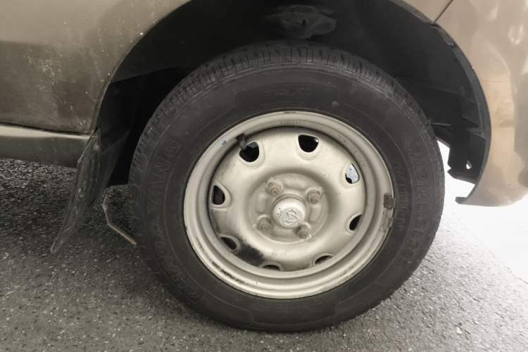 Used CHANGAN KAICHENG Star 3 2015 1.0L Base Model Non-Air-Conditioned C10 Right Front Wheel Hub